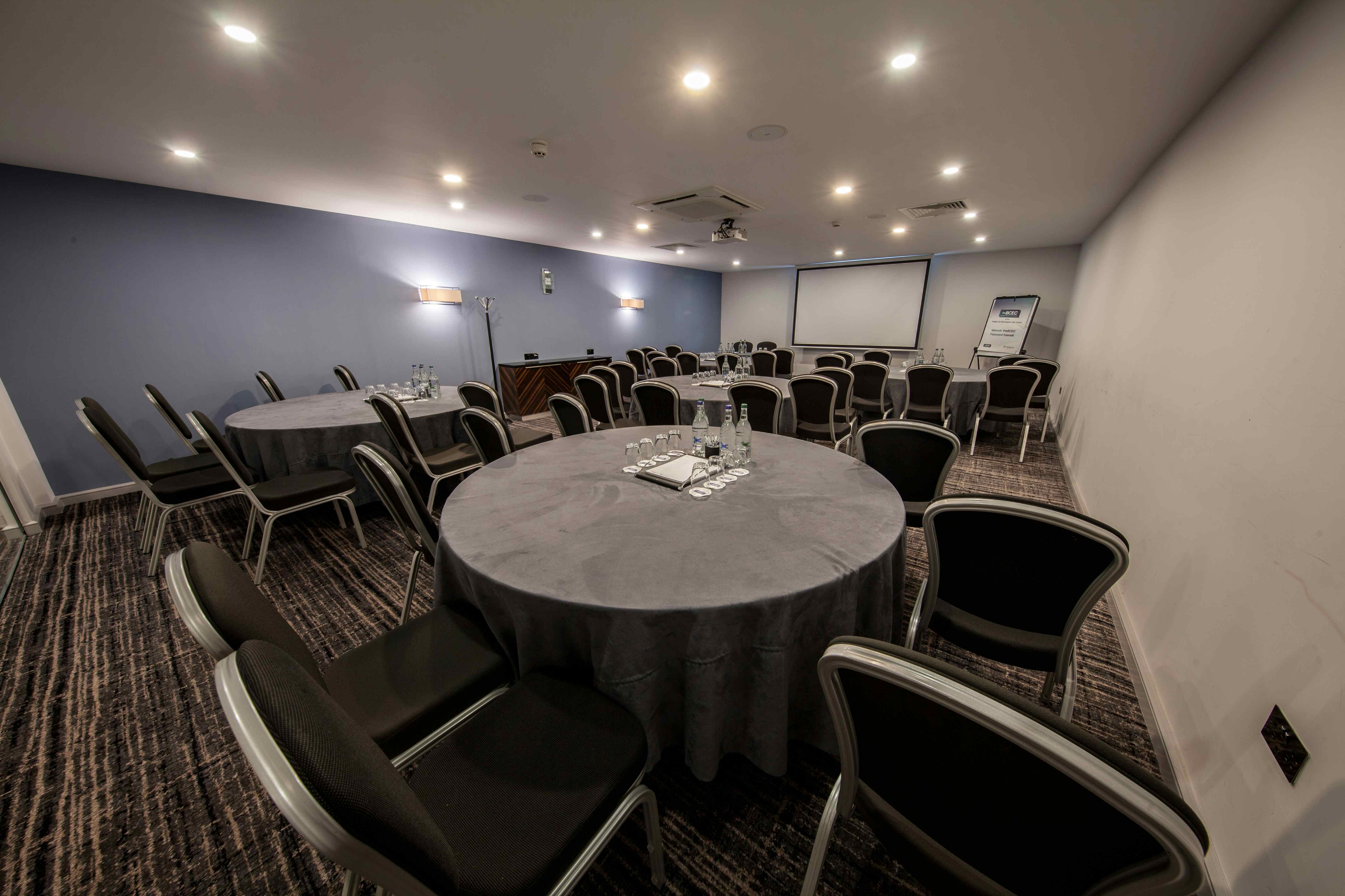Discover , The Birmingham Conference and Events Centre/Holiday Inn 